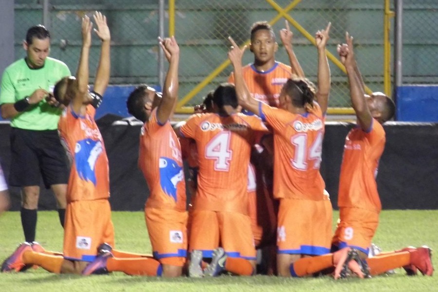 Foto compartida por @LobosUpnfm (Twitter).