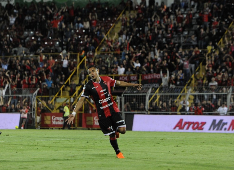 Resultado de imagen para roger rojas alajuelense