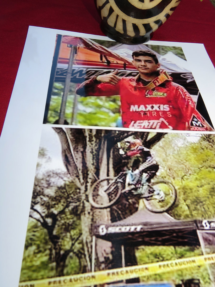 Downhillero fallecido, foto del recuerdo
