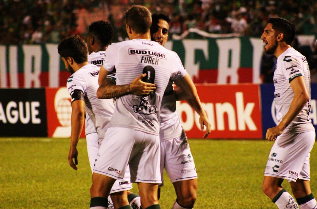Foto de @InvictosSomos (Twitter).