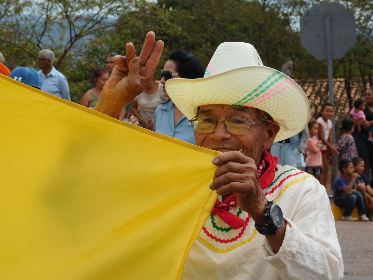 Representante del grupo de danza folclórica para mayores 