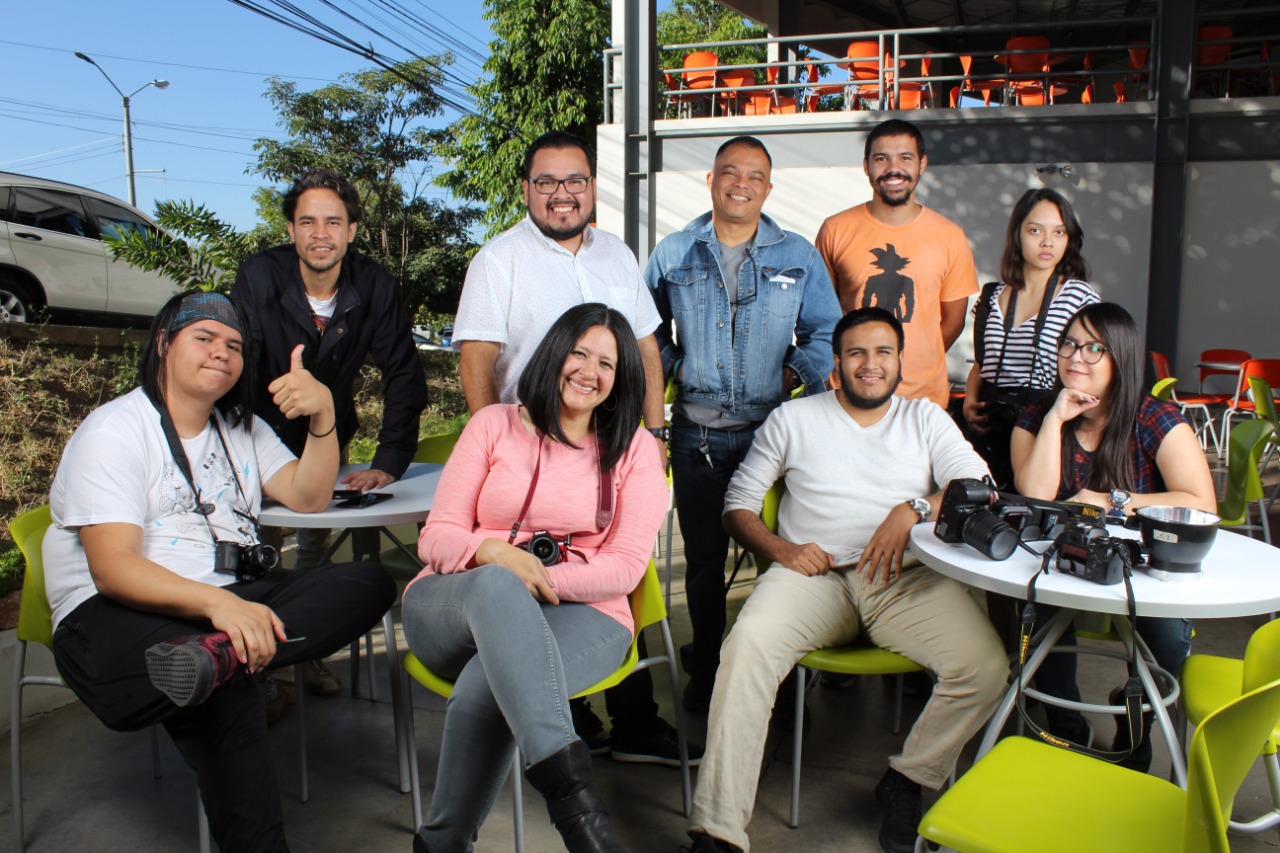 Alumnos del curso de fotografía 