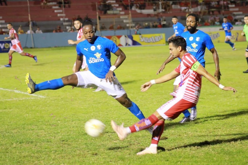 Foto de @sporthiva (Twitter).