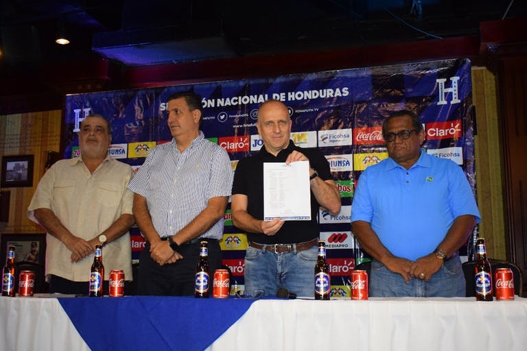 Foto de @honsoccer (Twitter).